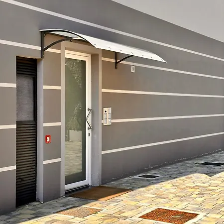Hostdomus - Casa Vittorio 公寓 菲纳莱利古雷