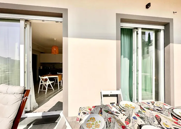 Hostdomus - Casa Vittorio Appartement Finale Ligure